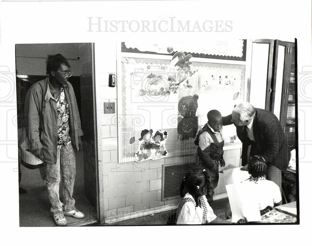 1992 Press Photo first day school Schulze Elementary - Historic Images