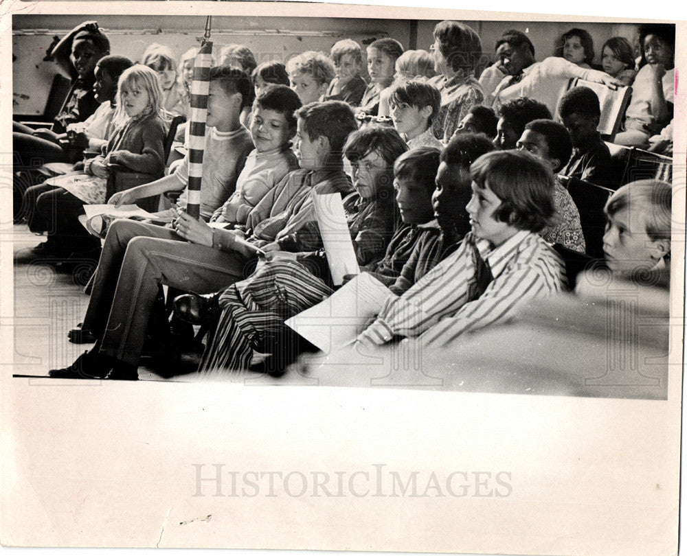 1973 Press Photo Burton Elementary School - Historic Images