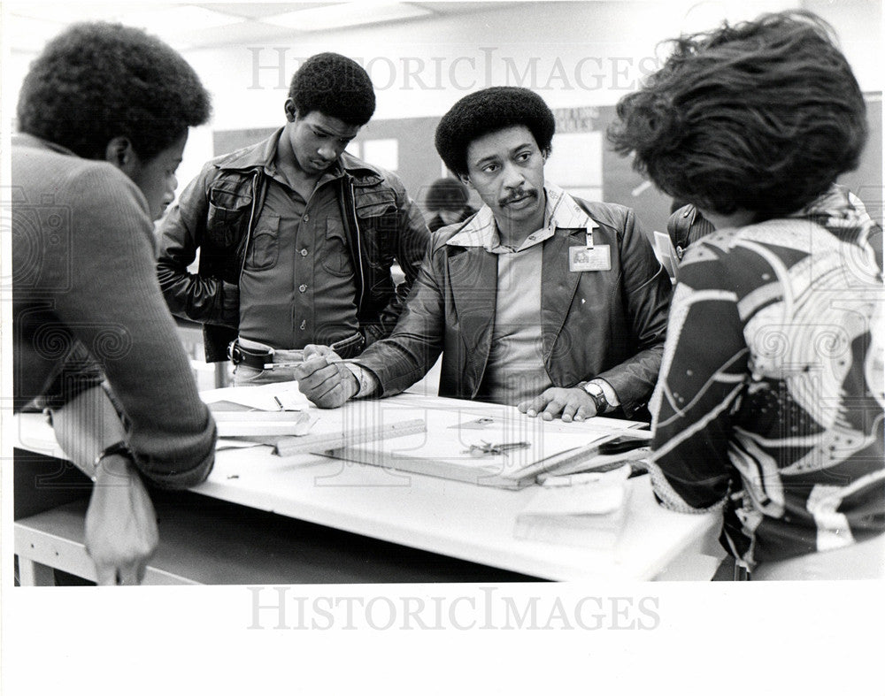1978 Press Photo Cooley High School drafting - Historic Images