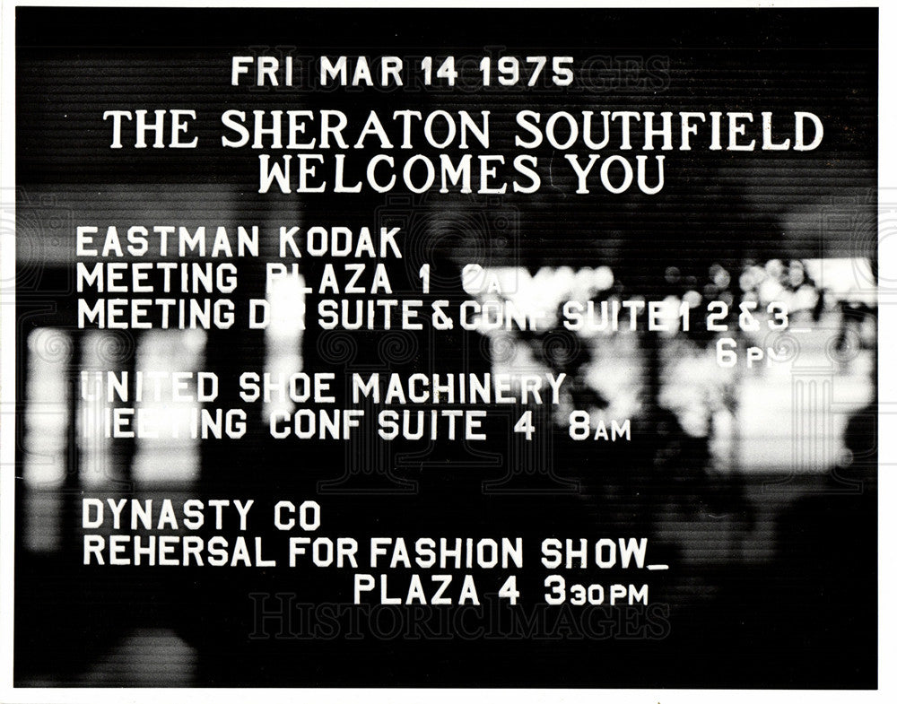 Press Photo Sheraton South-field Sign - Historic Images