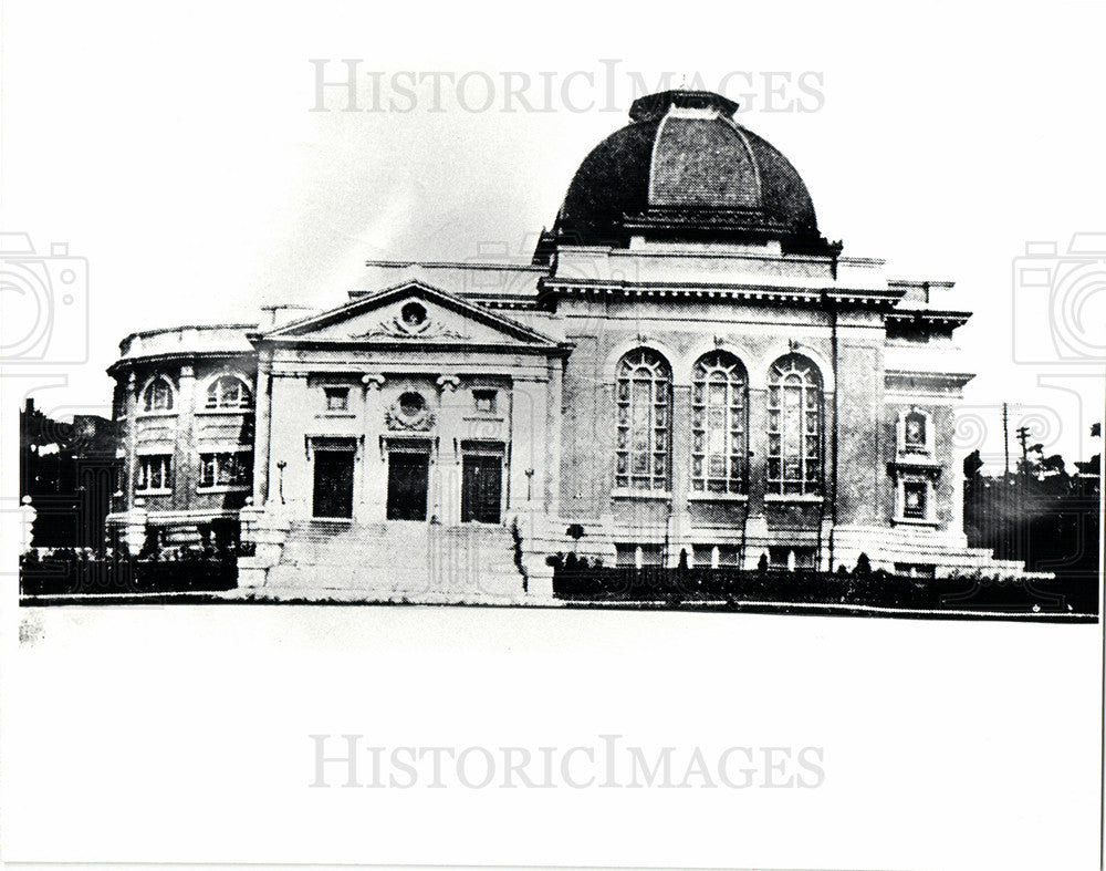 1972 Press Photo Old Church in City - Historic Images