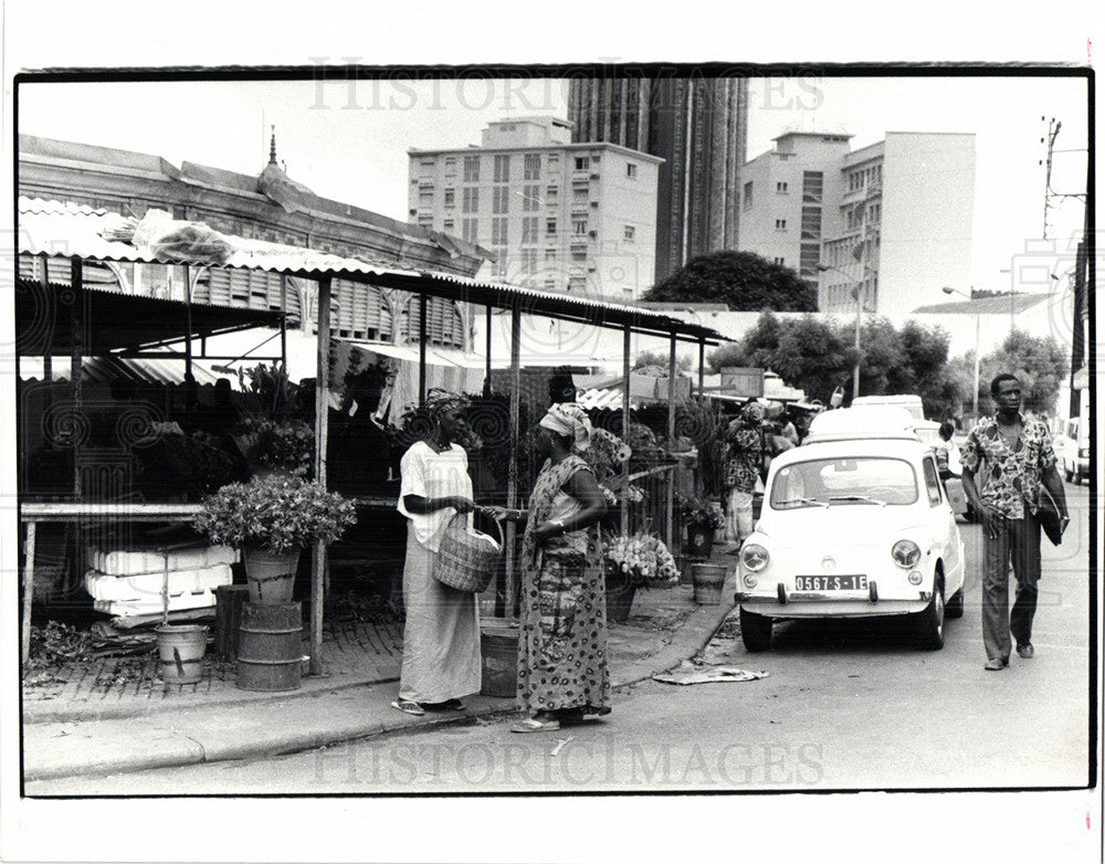 1981 Press Photo Dakar Senegal Africa cosmopolitan city - Historic Images