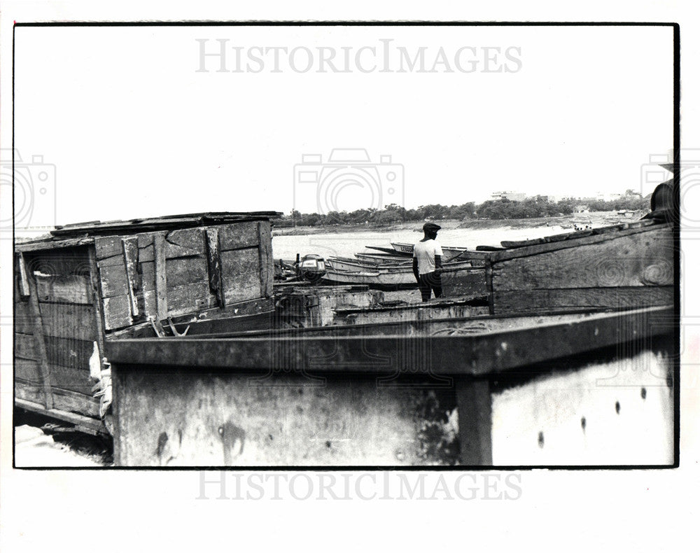 1981 Press Photo Africa Senegal Slums Fishing Poverty - Historic Images