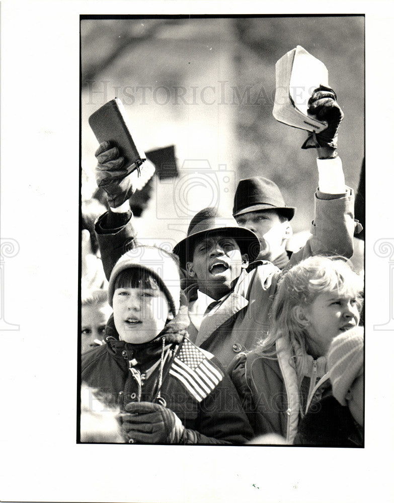 1987 Press Photo Demonstration of Protest. - Historic Images