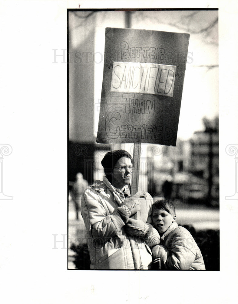 1987 Press Photo Rally for Christian schools Kirchoff - Historic Images