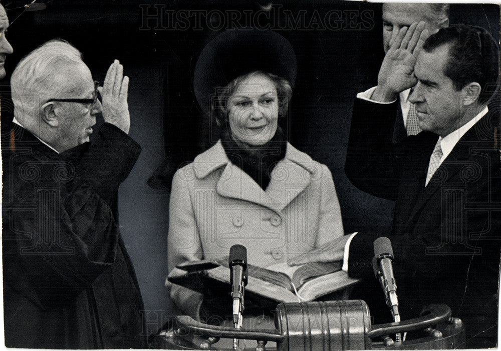 1986 Press Photo Mrs Nixon First Lady Plastic Pat Oath - Historic Images