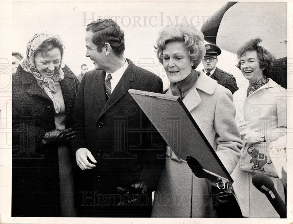 1970 Press Photo Beebe Governor Milliken Pat Nixon - Historic Images