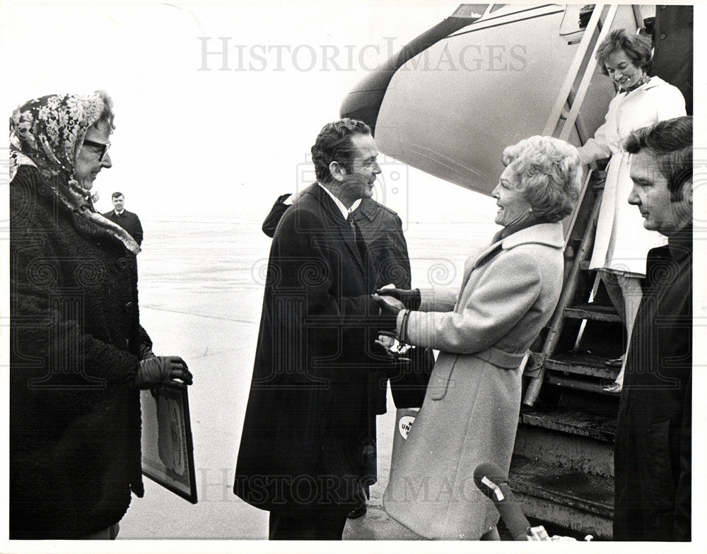 1979 Press Photo Pat Nixon Governor Milleken USA - Historic Images