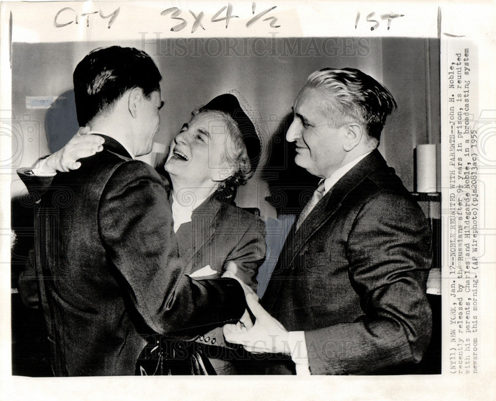 1955 Press Photo John Noble Parents  Reunited New York - Historic Images