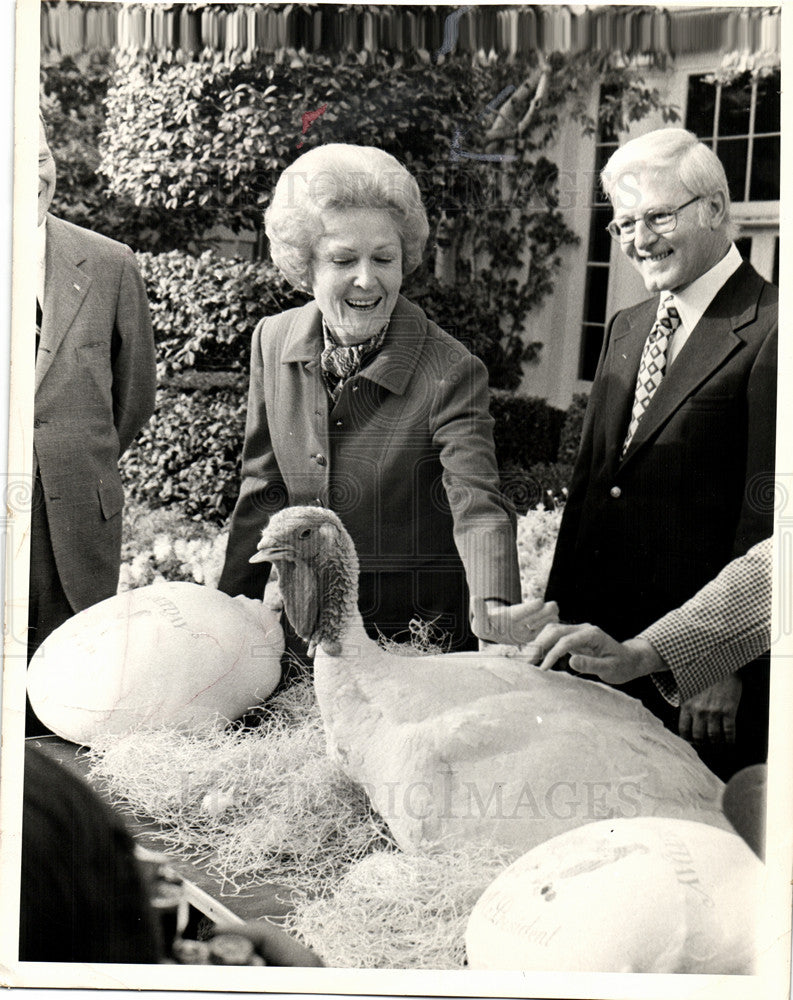 1973 Press Photo Pat Nixon First Lady USA - Historic Images