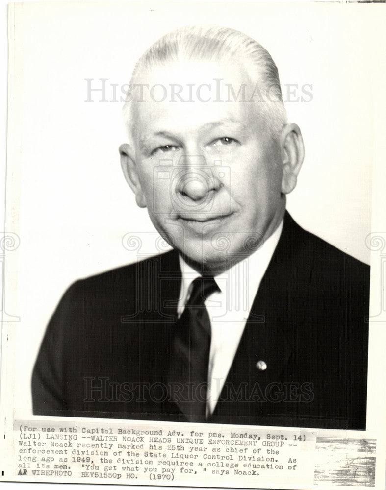 1970 Press Photo Walter Noack Liquor Enforcement Group - Historic Images