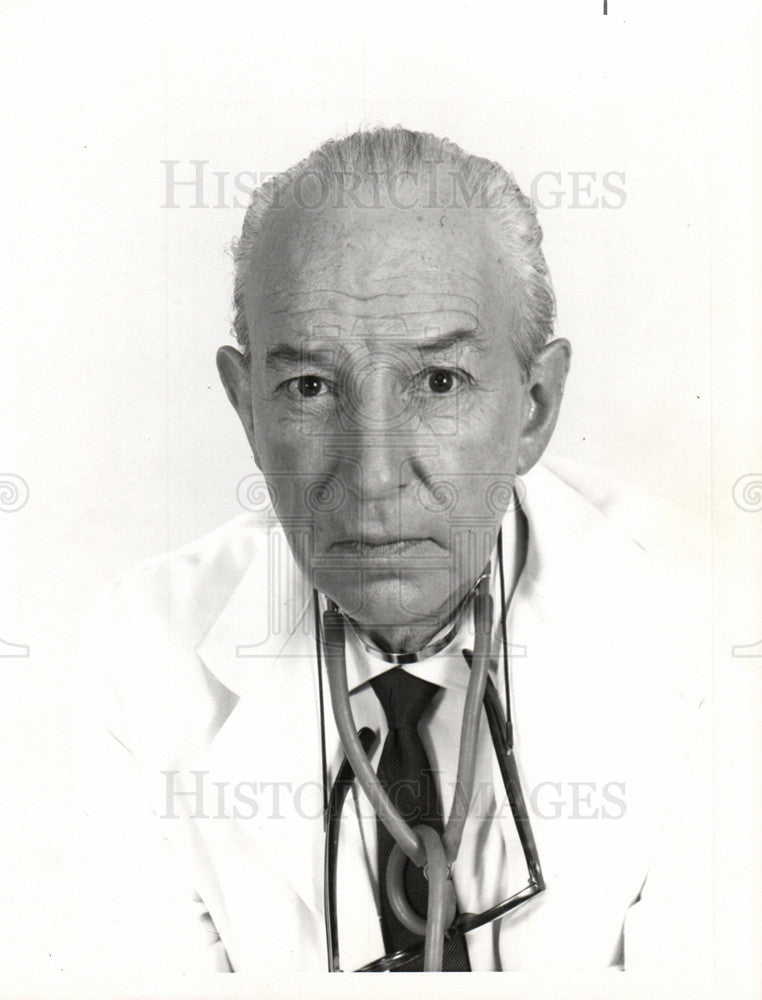 Press Photo Lloyd Nolan film television actor - Historic Images