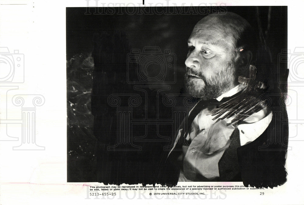 Press Photo Donald Pleasence English actor France - Historic Images