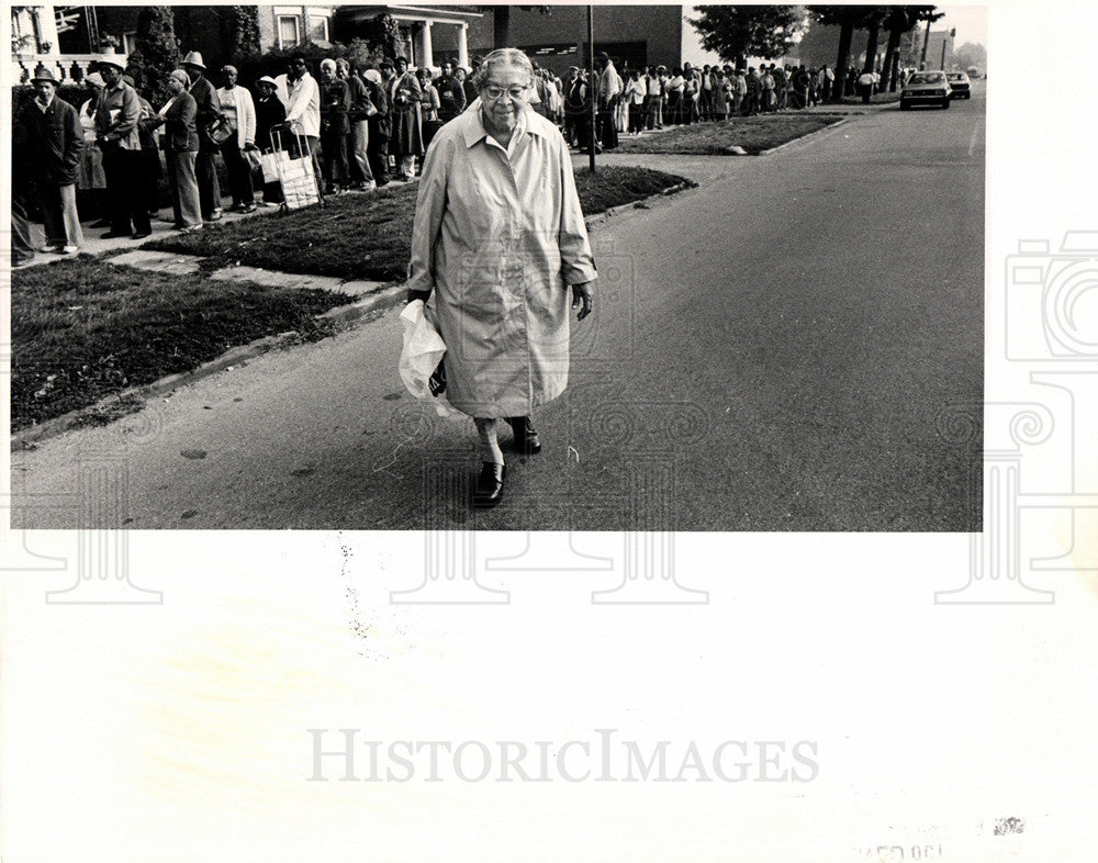 1983 Press Photo Food Commodity Program Katie Plant - Historic Images