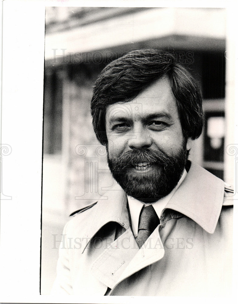 1984 Press Photo Pisor Vietnam reporter homecoming - Historic Images