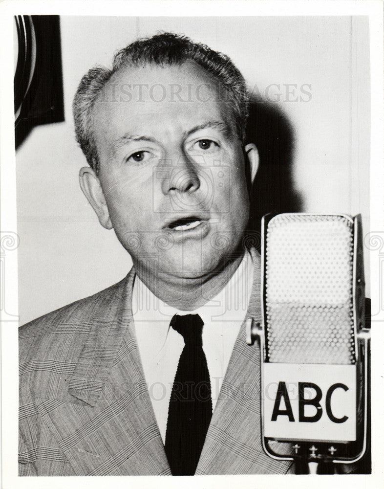 1958 Press Photo Virgil Pinkley publisher - Historic Images