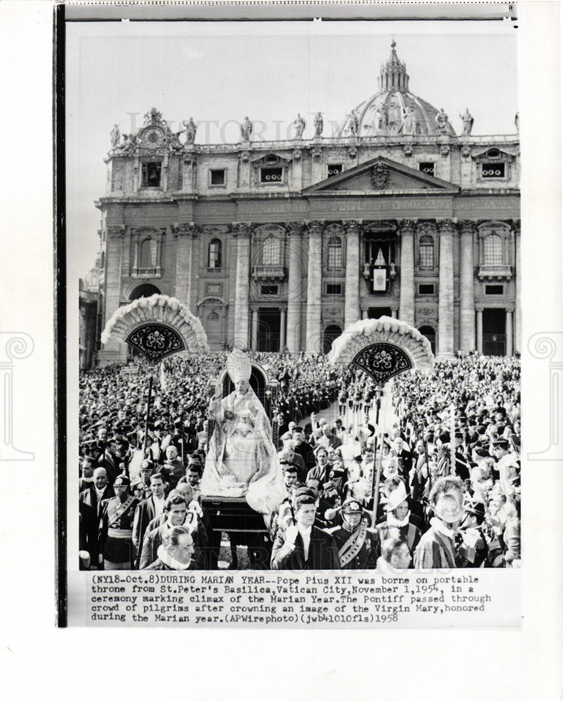 1958 Press Photo Pop Pius XII Vatican Basilica Pilgrims - Historic Images
