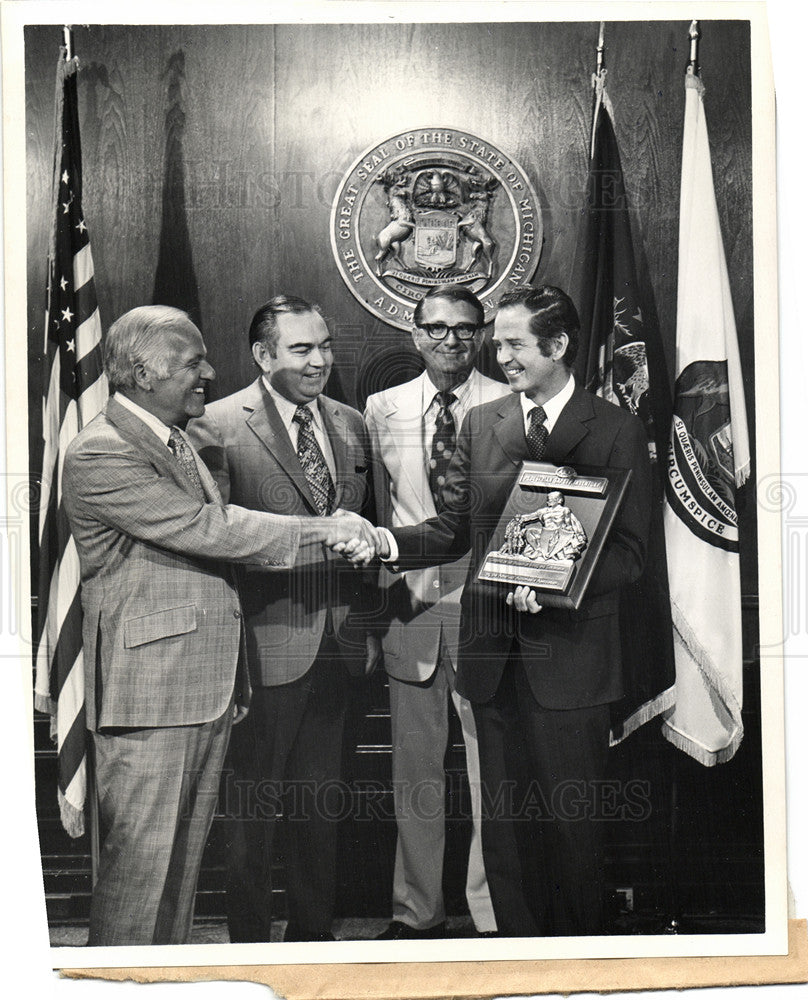 1973 Press Photo John Plant Coporate - Historic Images