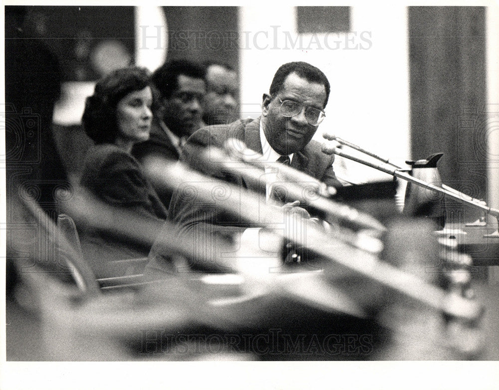 1989 Press Photo DR. Porter Eastern Michigan University - Historic Images