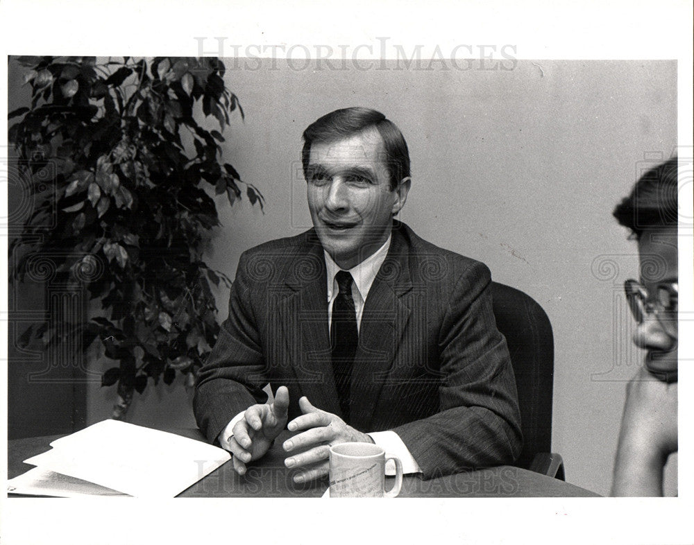 1990 Press Photo Richard Posthumus farmer businessman - Historic Images