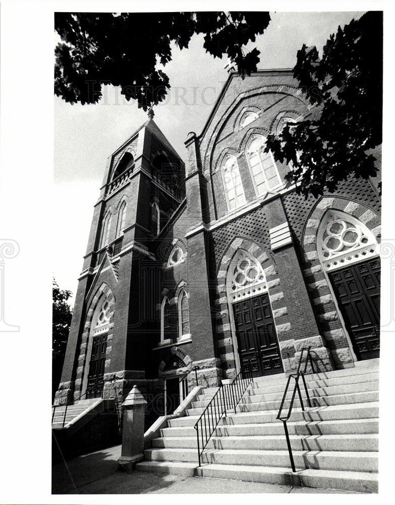 1993 Press Photo St. Mary&#39;s Church North Attlleboro - Historic Images