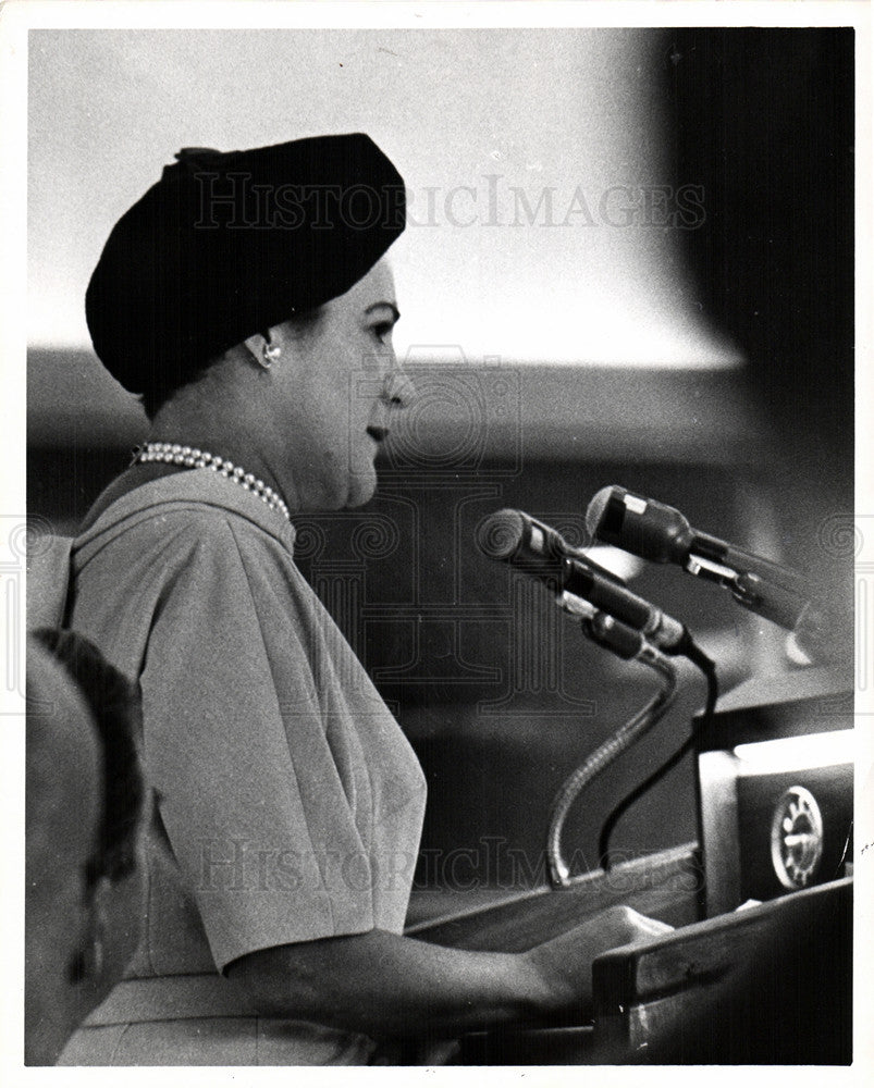 Press Photo Silvia Field Porter, economist - Historic Images