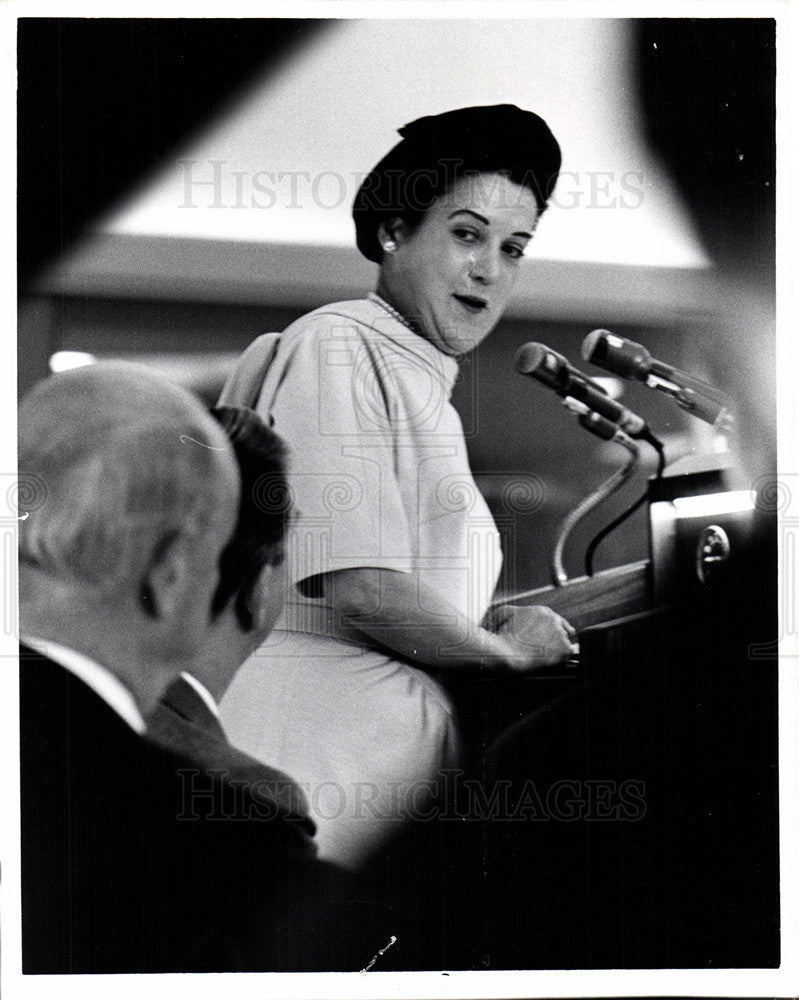 1960 Press Photo Sylvia Porter Economist Journalist - Historic Images