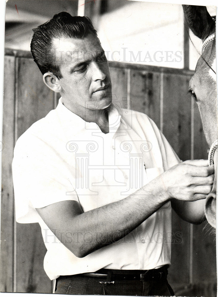 1962 Press Photo Gordon Potter Canoer - Historic Images