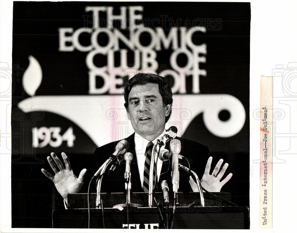 1983 Press Photo Dan Rather CBS anchorman Detroit clubs - Historic Images