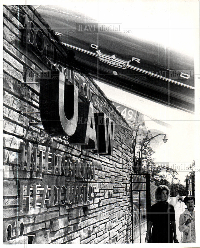 1967 Press Photo UAW Headquarters Solidarity House - Historic Images