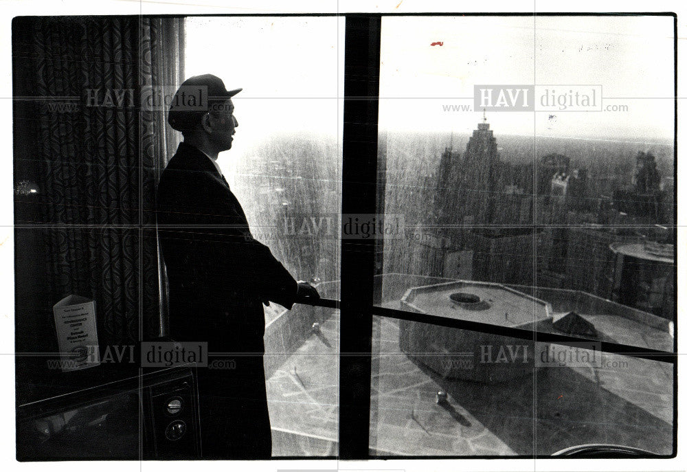 1991 Press Photo Renaissance Center Detroit Plaza Hotel - Historic Images