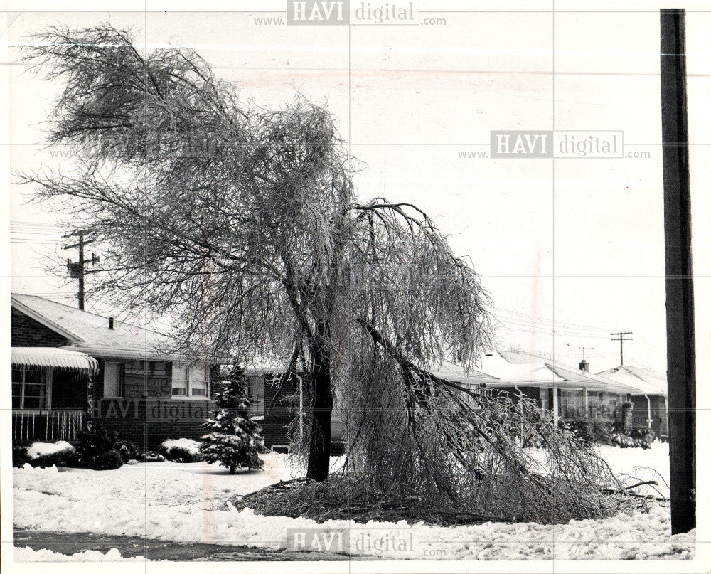 1967 Press Photo detroit damage snow storm winter cold - Historic Images