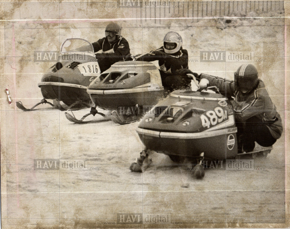 1971 Press Photo Snow mobile - Historic Images