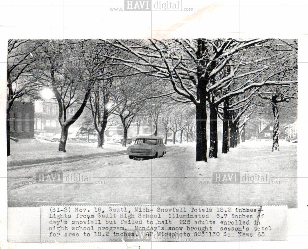 1965 Press Photo Sault Ste Marie School Michigan Snow - Historic Images