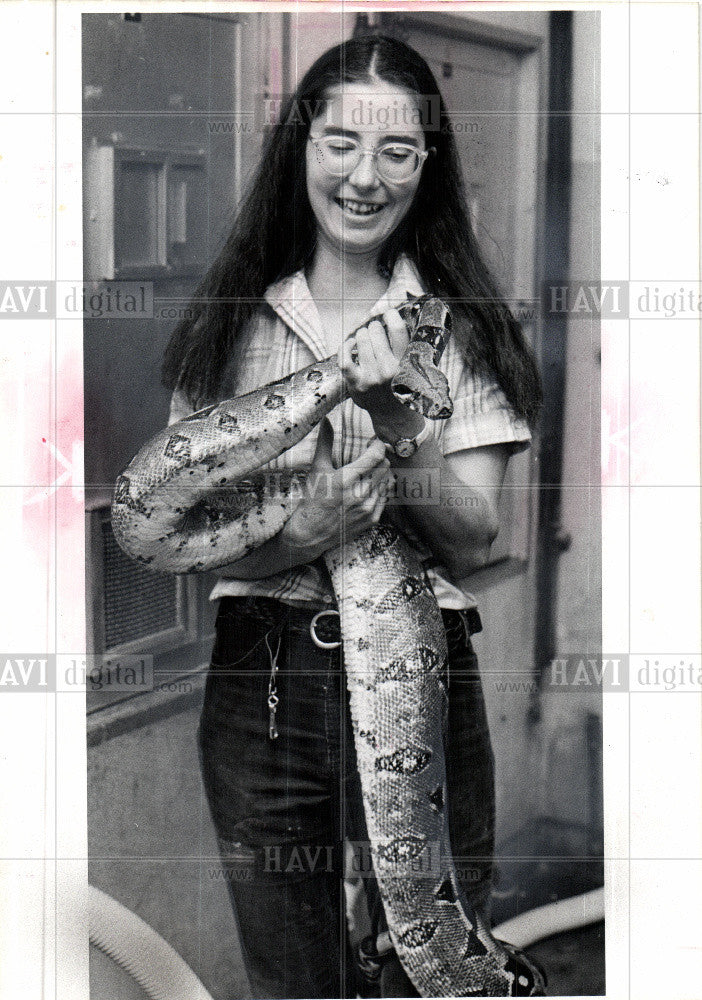 1977 Press Photo Kathy Castle - Historic Images