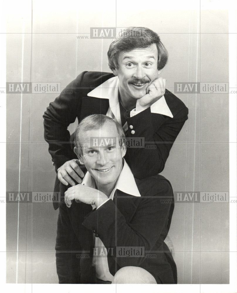 Press Photo Smothers Brothers Dick Tom comedians - Historic Images