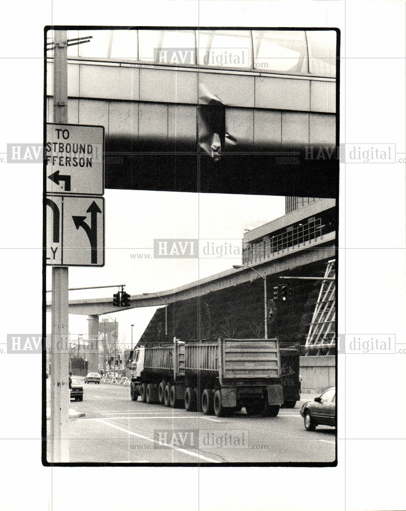 1961 Press Photo Skywalk - Historic Images