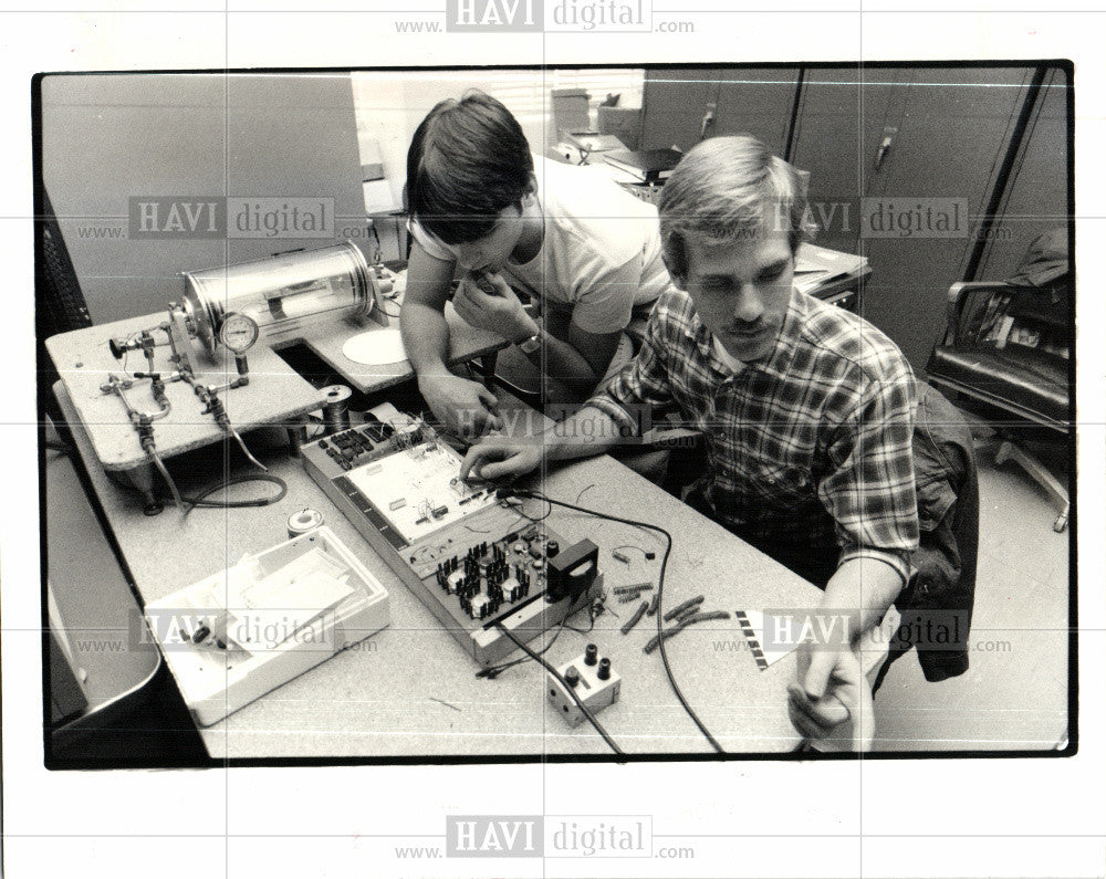 1983 Press Photo microprocessor technology space - Historic Images