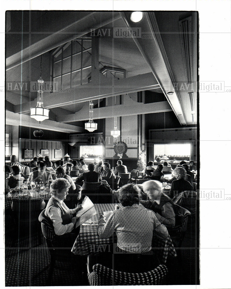 1982 Press Photo Southfield Charley&#39;s - Historic Images