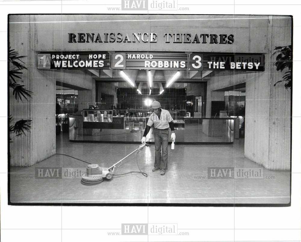 1978 Press Photo Renaissance Theatres David Cryor - Historic Images