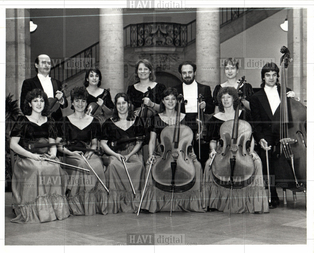 1988 Press Photo Renaissance city chamber players - Historic Images