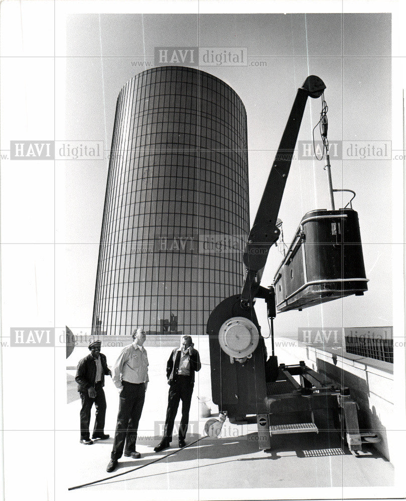 1978 Press Photo Renaissance Center Workers Michigan - Historic Images