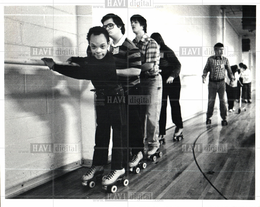 1982 Press Photo Roller Skating - Historic Images