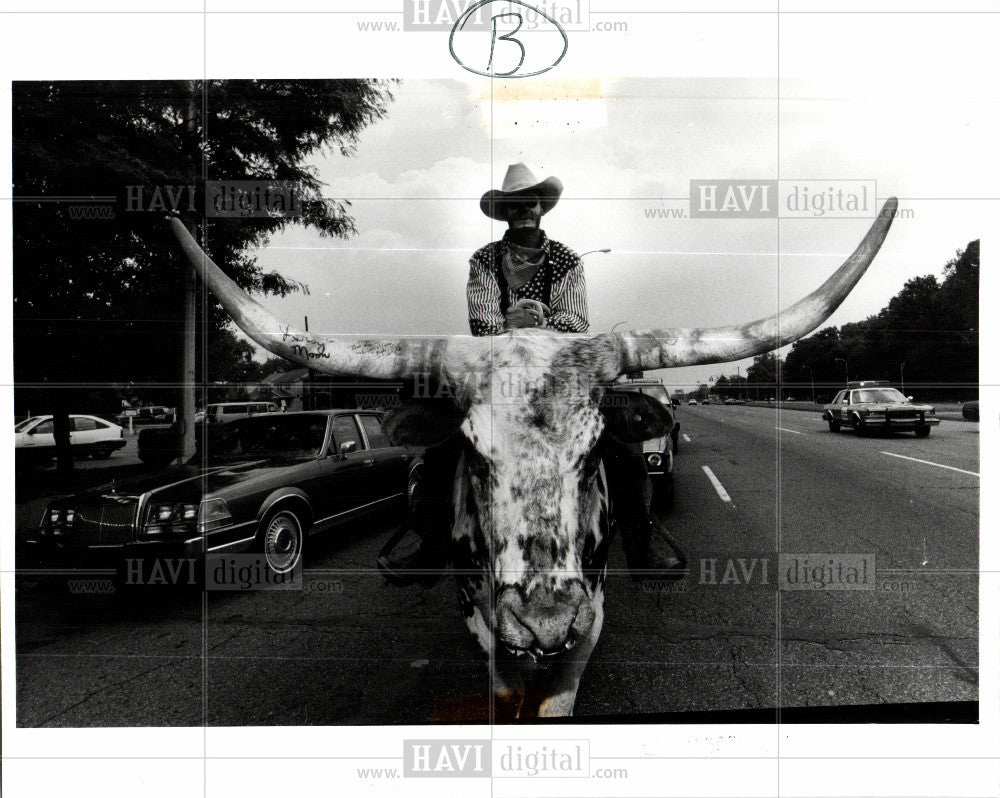 1990 Press Photo Rodeo- Parade - Historic Images
