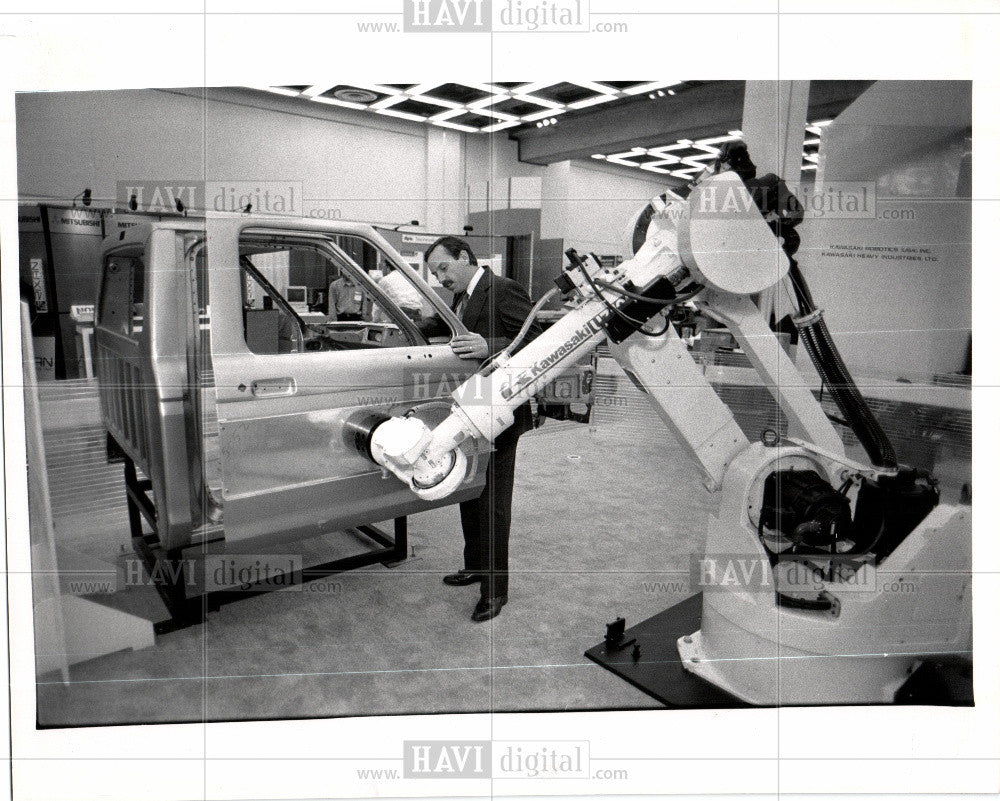 1991 Press Photo Kawasaki Robotics - Historic Images