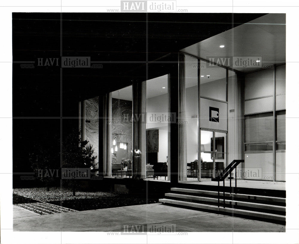 Press Photo Robinson Furniture - Historic Images