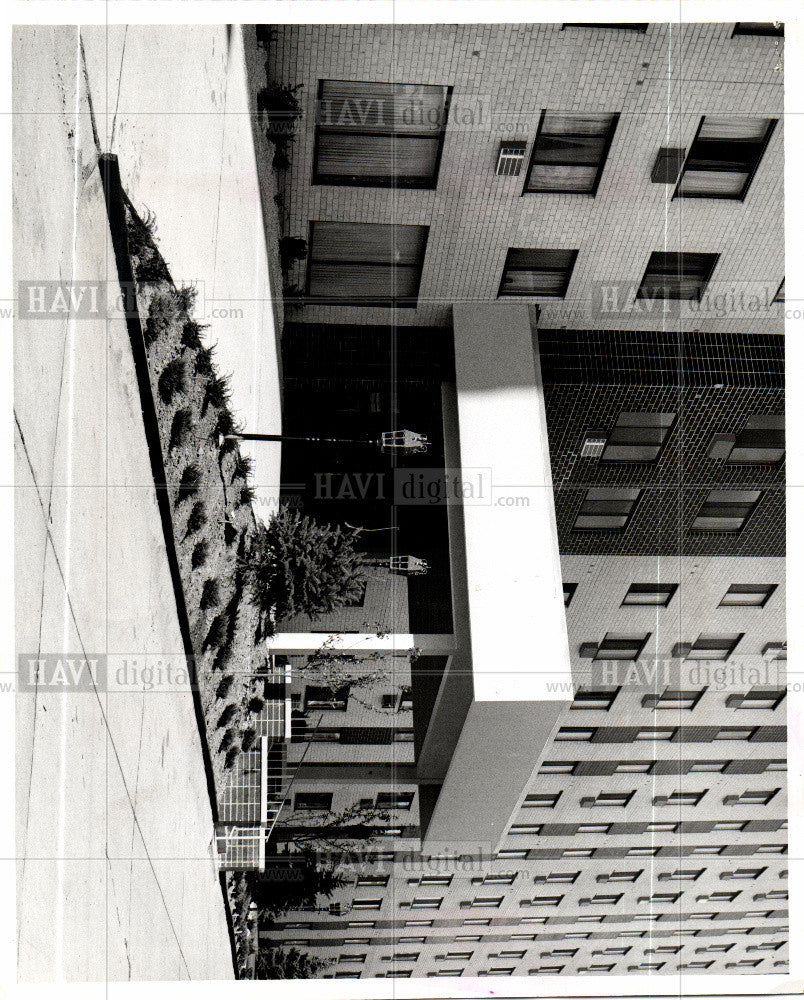 1973 Press Photo River Towers senior apartments - Historic Images