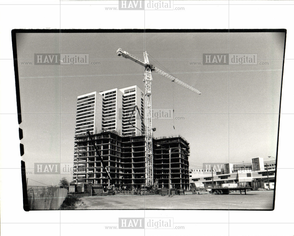 1990 Press Photo Riverfront Apartments Detroit - Historic Images