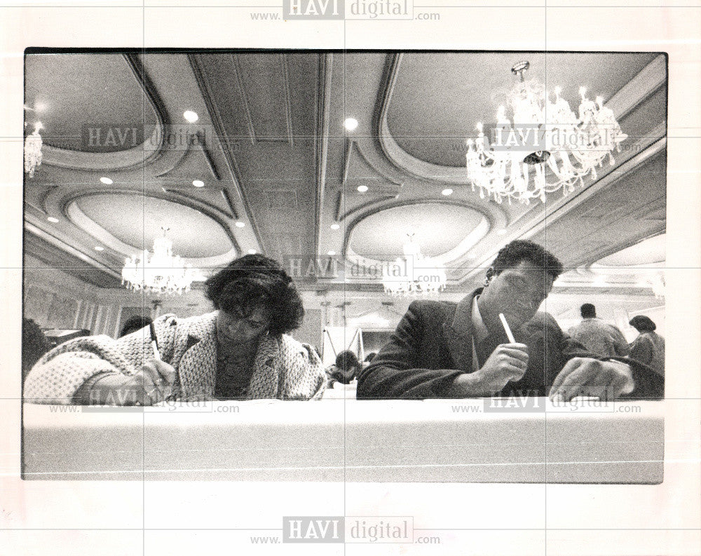 1988 Press Photo Young Tillman Ritz-Carlton application - Historic Images