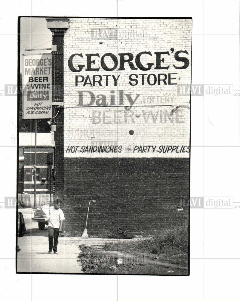 1987 Press Photo George Party Store riot fire damage - Historic Images